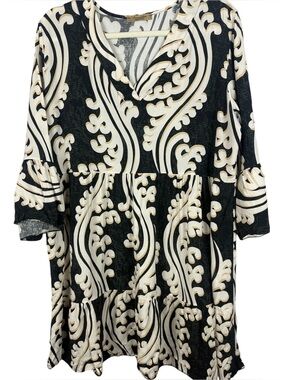 Beyond Capri Italy Scroll Print Tiered Babydoll Tunic Dress / Top One Size